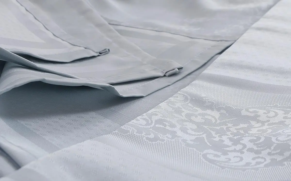 Как гладить скатерти и постельное белье