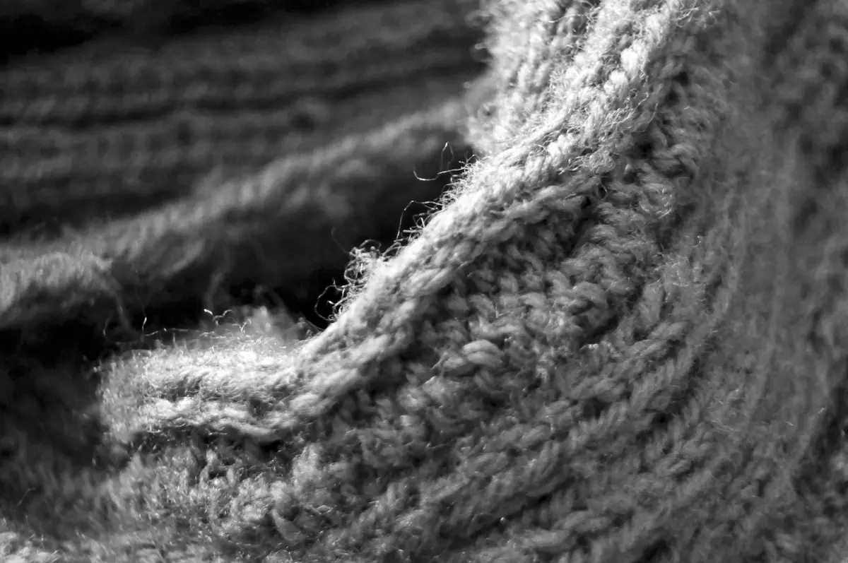Как гладить шерстяной свитер